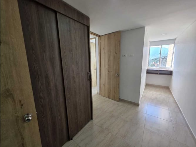 Apartamento de 2 alcobas en venta en La Pilarica, Medellín, 55 m² · foto 23 de 24