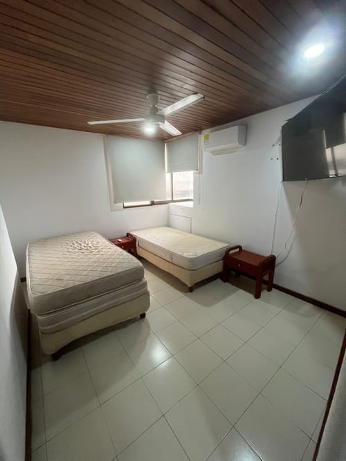 Apartamento de 3 alcobas en venta en Bocagrande, Cartagena, 136 m² · foto 2 de 4