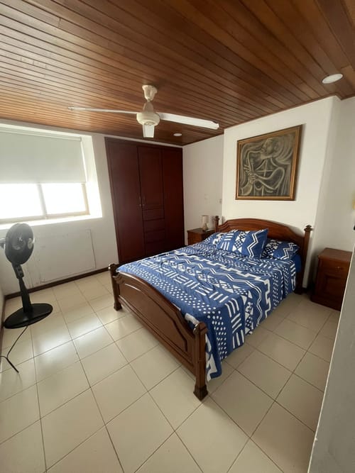 Apartamento de 3 alcobas en venta en Bocagrande, Cartagena, 136 m² · foto 4 de 4