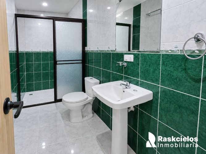 Casa de 2 alcobas en arriendo en La Gloria, Medellín, 67 m² · foto 8 de 15
