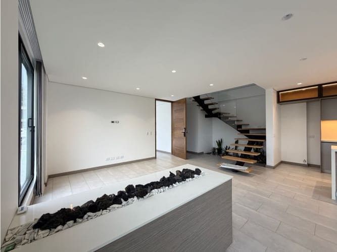 Casa de 3 alcobas en arriendo en Llano Grande, Rionegro, 180 m² · foto 4 de 23