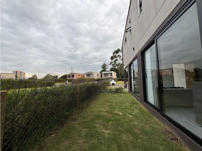 Casa de 3 alcobas en arriendo en Llano Grande, Rionegro, 180 m² · foto 7 de 23