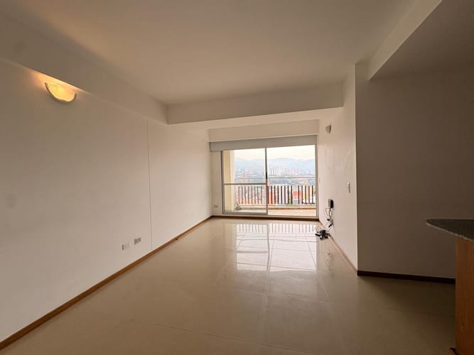 Apartamento de 2 alcobas en arriendo en Betania, Sabaneta, 72 m² · foto 2 de 11