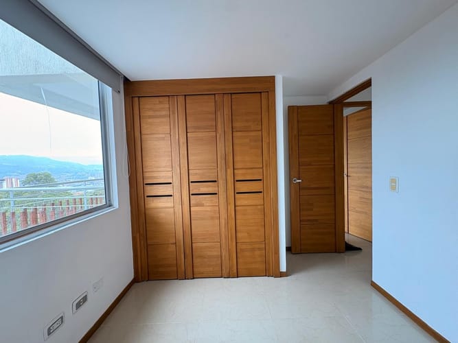 Apartamento de 2 alcobas en arriendo en Betania, Sabaneta, 72 m² · foto 9 de 11