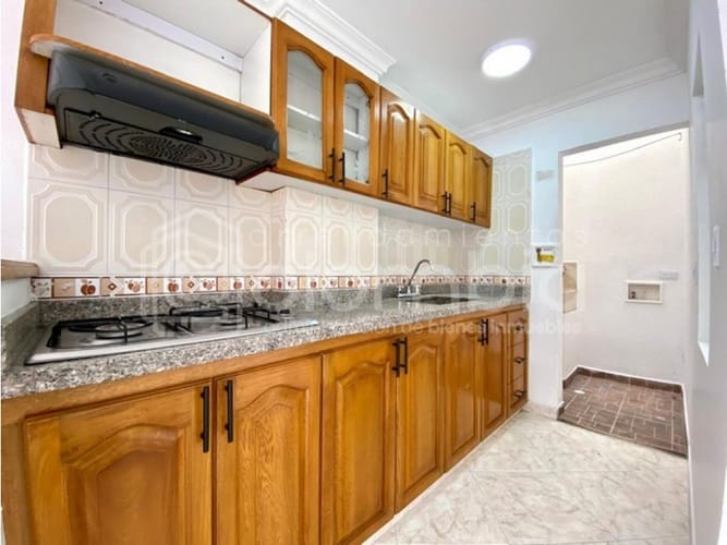 Apartamento de 3 alcobas en arriendo en Centro, Itagüí, 73 m² · foto 5 de 14