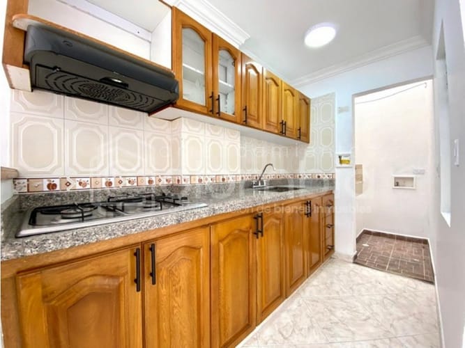 Apartamento de 3 alcobas en arriendo en Centro, Itagüí, 73 m² · foto 6 de 14