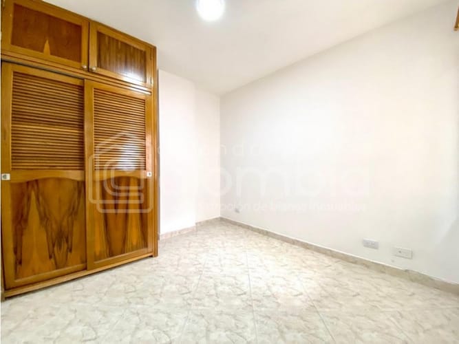 Apartamento de 3 alcobas en arriendo en Centro, Itagüí, 73 m² · foto 9 de 14