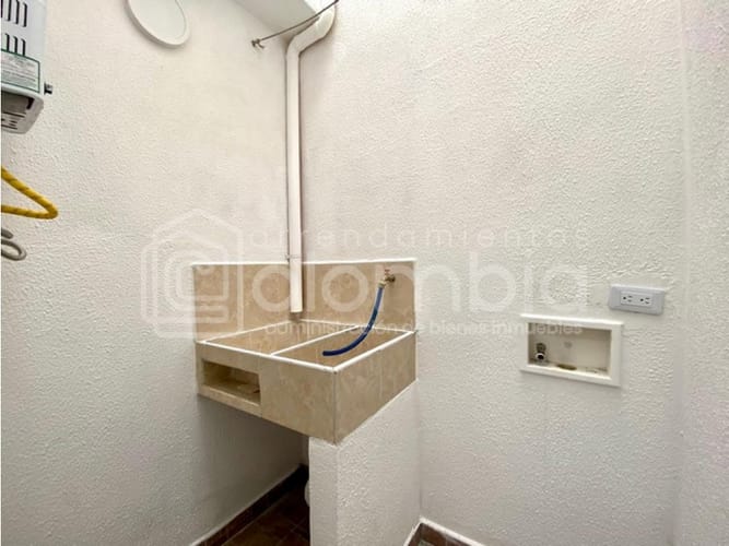 Apartamento de 3 alcobas en arriendo en Centro, Itagüí, 73 m² · foto 13 de 14