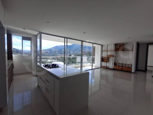 Apartamento de 3 alcobas en venta en Suramérica, Itagüí, 110 m² · foto 4 de 24