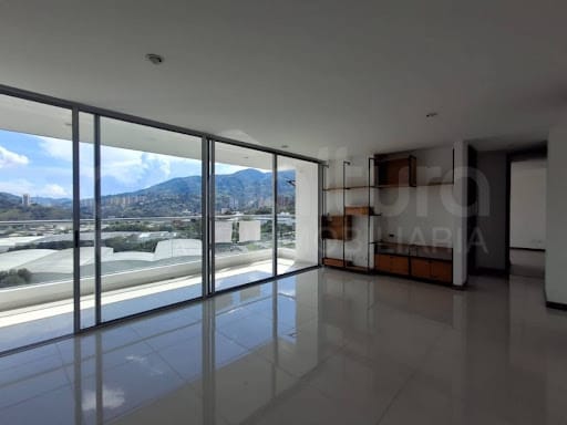 Apartamento de 3 alcobas en venta en Suramérica, Itagüí, 110 m² · foto 6 de 24
