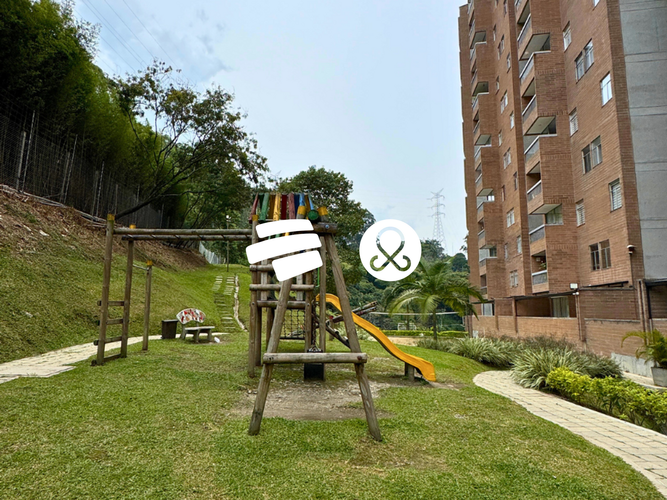 Apartamento de 2 alcobas en venta en Loma Del Indio, Medellín, 53 m² · foto 14 de 16