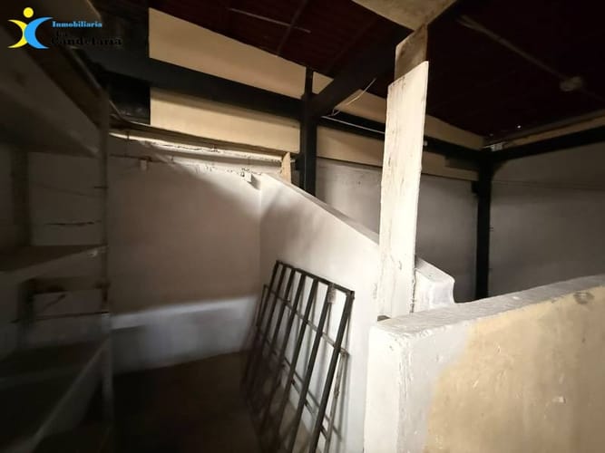Casa de 4 alcobas en arriendo en Campo Valdes No.2, Medellín, 300 m² · foto 3 de 24