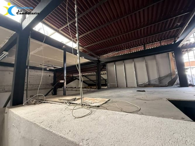 Casa de 4 alcobas en arriendo en Campo Valdes No.2, Medellín, 300 m² · foto 7 de 24