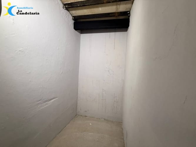 Casa de 4 alcobas en arriendo en Campo Valdes No.2, Medellín, 300 m² · foto 12 de 24