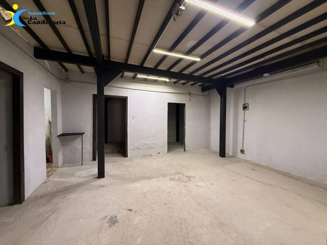 Casa de 4 alcobas en arriendo en Campo Valdes No.2, Medellín, 300 m² · foto 16 de 24