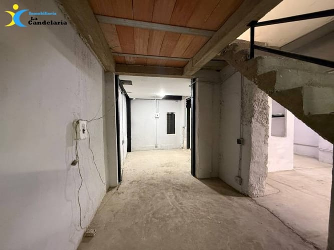 Casa de 4 alcobas en arriendo en Campo Valdes No.2, Medellín, 300 m² · foto 19 de 24