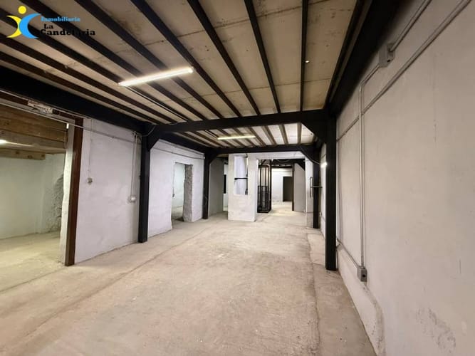 Casa de 4 alcobas en arriendo en Campo Valdes No.2, Medellín, 300 m² · foto 21 de 24