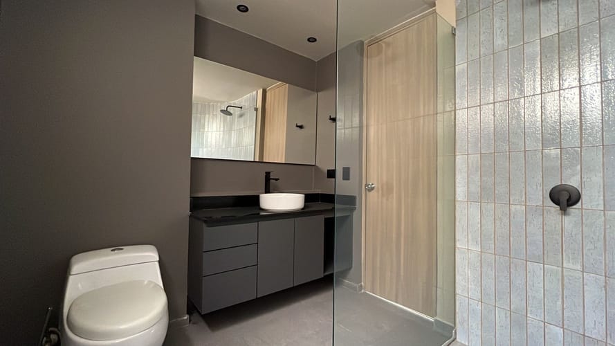 Apartamento de 2 alcobas en arriendo en San Lucas, Medellín, 133 m² · foto 14 de 16
