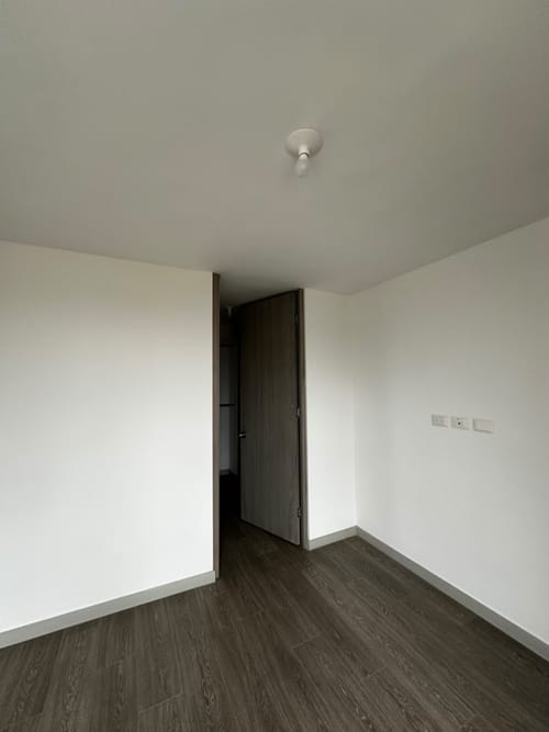 Apartamento de 2 alcobas en arriendo en Marsella, Bogotá, 70 m² · foto 10 de 16