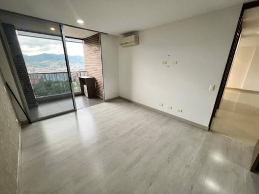 Apartamento de 2 alcobas en arriendo en El Diamante 2, Envigado, 91 m² · foto 13 de 14