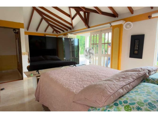 Casa de 3 alcobas en venta en Vía El Caimo, Armenia, 180 m² · foto 4 de 12