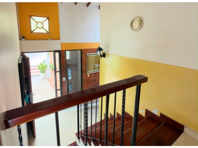 Casa de 3 alcobas en venta en Vía El Caimo, Armenia, 180 m² · foto 8 de 12