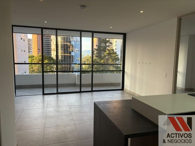 Apartamento de 2 alcobas en arriendo en Los Balsos, Medellín, 87 m² · foto 6 de 12