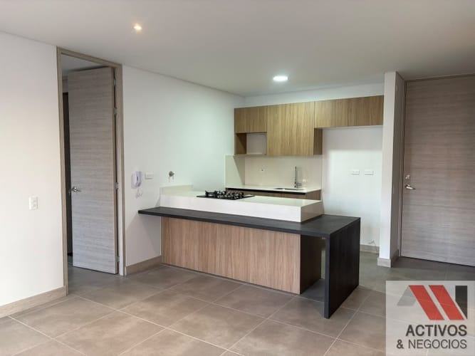 Apartamento de 2 alcobas en arriendo en Los Balsos, Medellín, 87 m² · foto 7 de 12