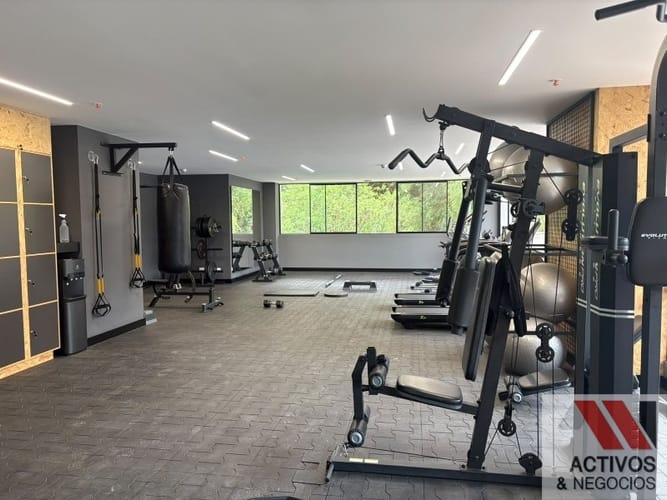 Apartamento de 2 alcobas en arriendo en Los Balsos, Medellín, 87 m² · foto 9 de 12