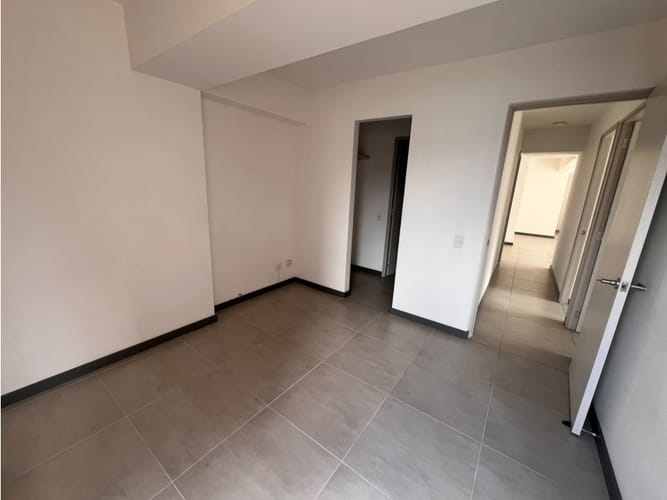 Apartamento en arriendo en Las Lomitas, Sabaneta, 90 m² · foto 18 de 24