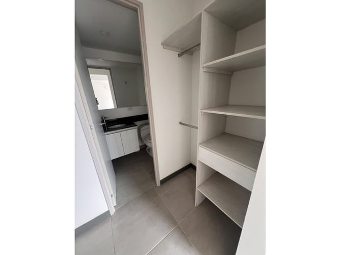 Apartamento en arriendo en Las Lomitas, Sabaneta, 90 m² · foto 19 de 24