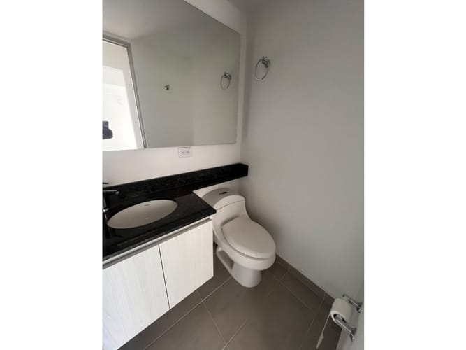 Apartamento en arriendo en Las Lomitas, Sabaneta, 90 m² · foto 24 de 24