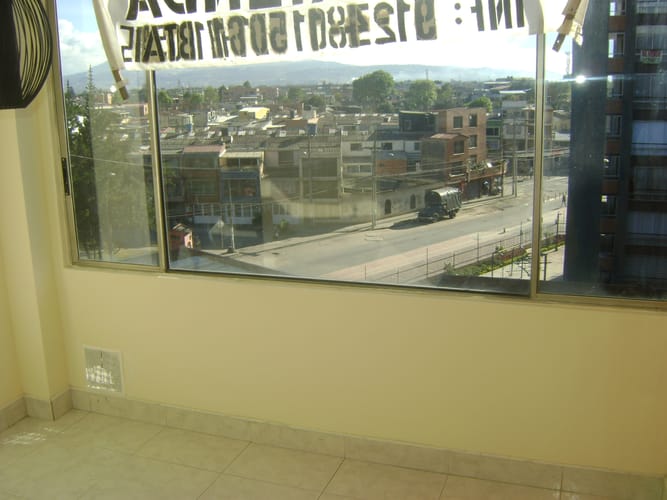 Apartamento de 2 alcobas en arriendo en Castilla, Bogotá, 72 m² · foto 2 de 18