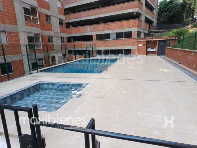 Apartamento de 3 alcobas en arriendo en Monteazul, Sabaneta, 56 m² · foto 2 de 12