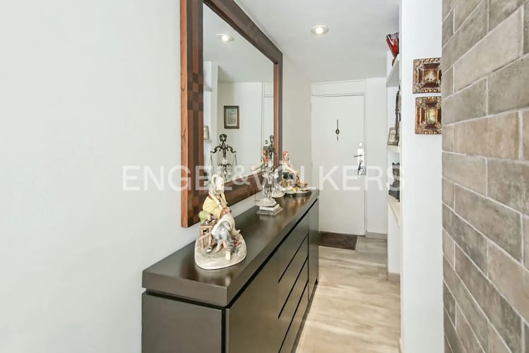 Apartamento de 2 alcobas en venta en Santa Barbara, Bogotá, 93 m² · foto 3 de 12