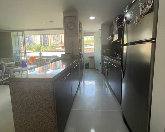 Apartamento de 3 alcobas en venta en La Inmaculada, Envigado, 86 m² · foto 4 de 12