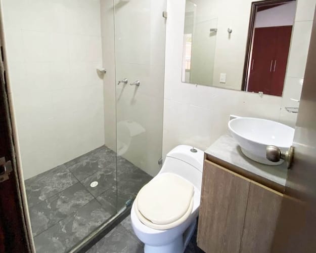Apartamento de 3 alcobas en arriendo en Belén, Medellín, 120 m² · foto 11 de 11