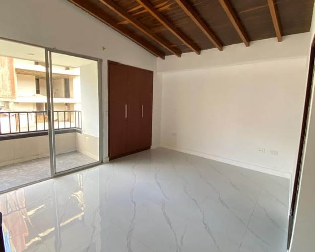 Apartamento de 3 alcobas en arriendo en Belén, Medellín, 120 m² · foto 7 de 11