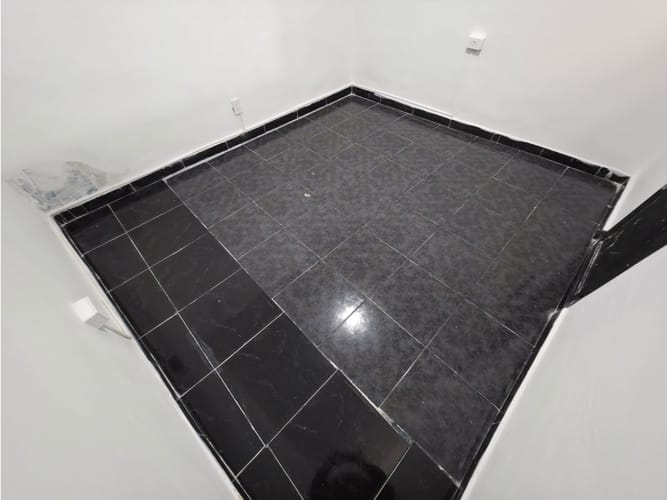 Casa de 8 alcobas en arriendo en Miraflores, Medellín, 250 m² · foto 10 de 24