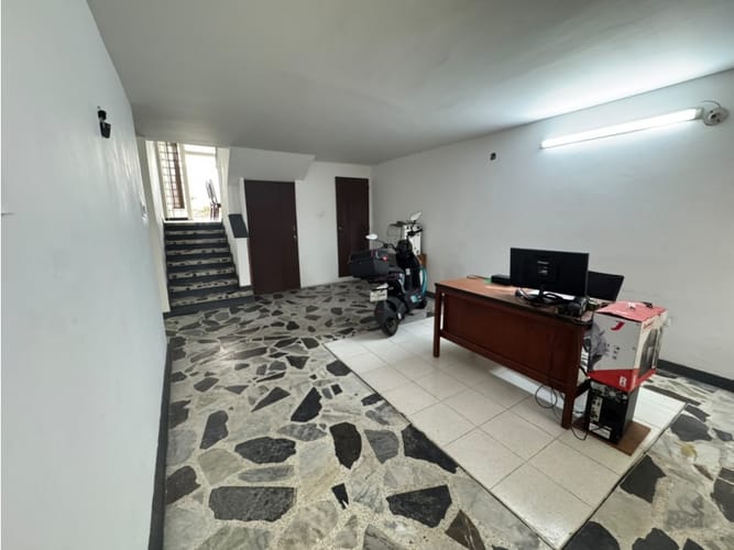 Casa de 4 alcobas en venta en Aborigenes, Armenia, 250 m² · foto 2 de 24