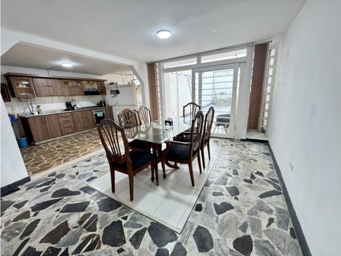 Casa de 4 alcobas en venta en Aborigenes, Armenia, 250 m² · foto 3 de 24