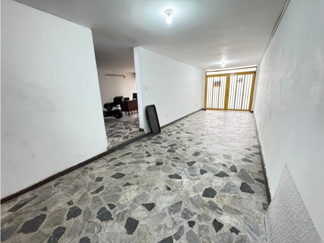 Casa de 4 alcobas en venta en Aborigenes, Armenia, 250 m² · foto 5 de 24
