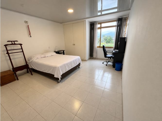 Casa de 4 alcobas en venta en Aborigenes, Armenia, 250 m² · foto 11 de 24