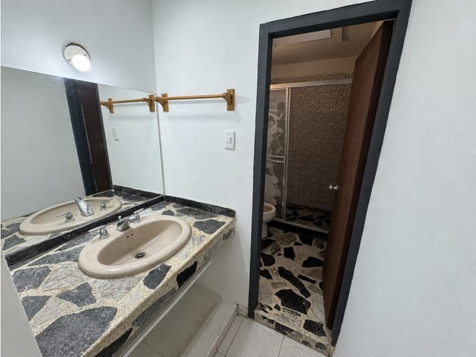 Casa de 4 alcobas en venta en Aborigenes, Armenia, 250 m² · foto 22 de 24