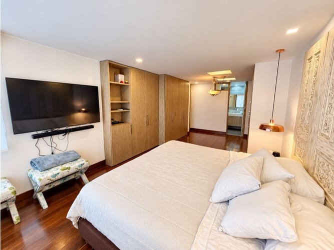 Apartamento de 3 alcobas en venta en Chicó Alto, Bogotá, 160 m² · foto 9 de 16