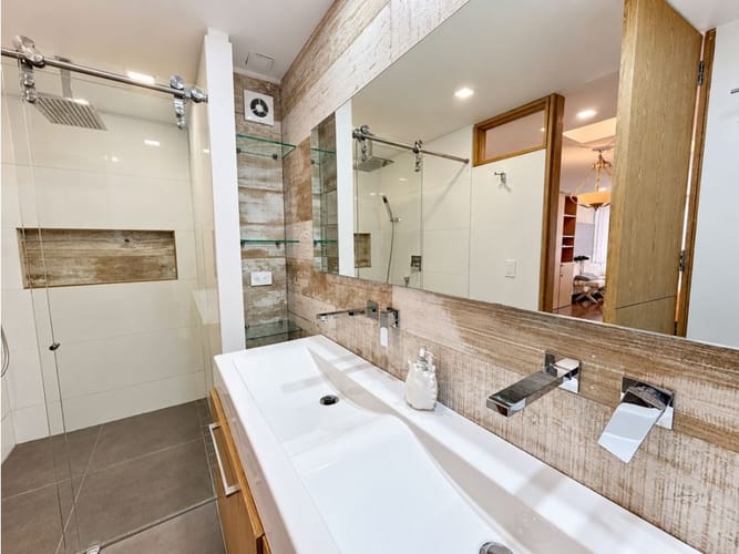 Apartamento de 3 alcobas en venta en Chicó Alto, Bogotá, 160 m² · foto 10 de 16
