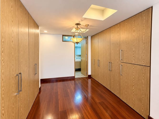 Apartamento de 3 alcobas en venta en Chicó Alto, Bogotá, 160 m² · foto 11 de 16