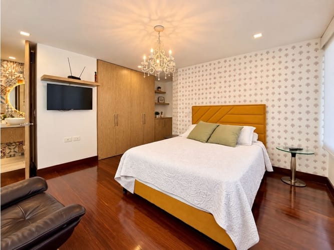 Apartamento de 3 alcobas en venta en Chicó Alto, Bogotá, 160 m² · foto 12 de 16