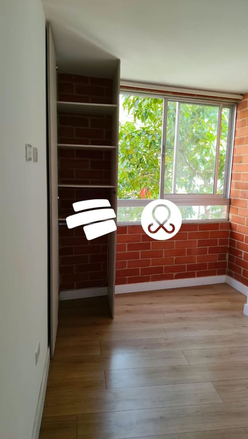 Apartamento de 3 alcobas en venta en Las Lomitas, Sabaneta, 63 m² · foto 2 de 6