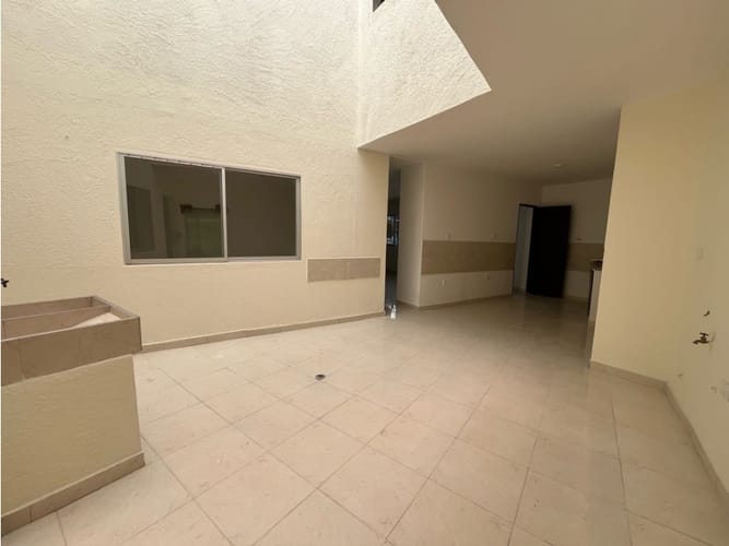 Casa de 4 alcobas en arriendo en La Magnolia, Envigado, 200 m² · foto 3 de 16